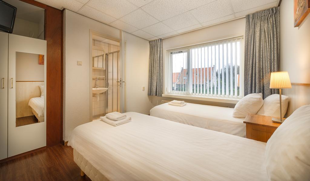 Hotel-Pension Ouddorp Eksteriør bilde